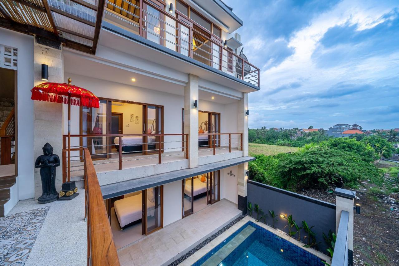 Kasmaran Bali Guest House Munggu Esterno foto